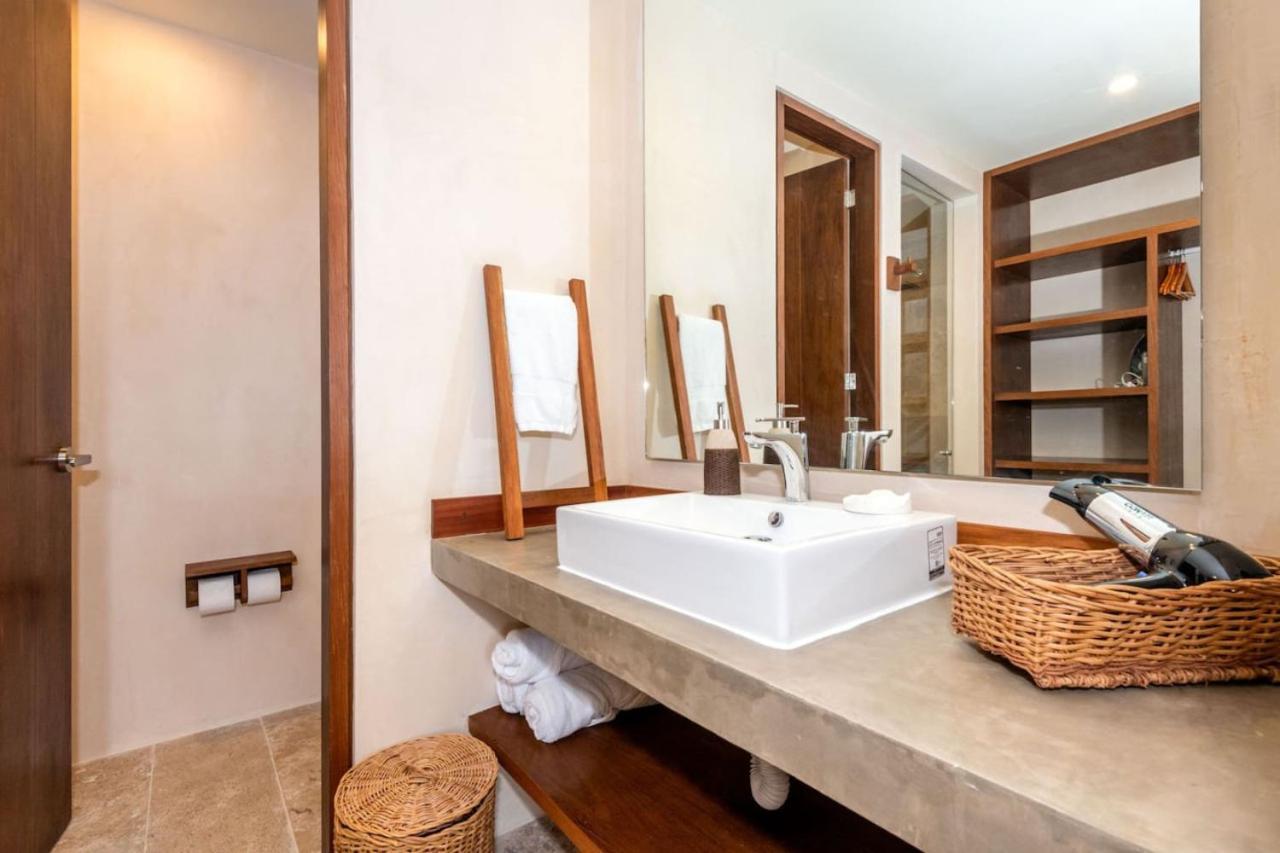 3bd Ph Pool Patio - Secure And Free Club Apartment