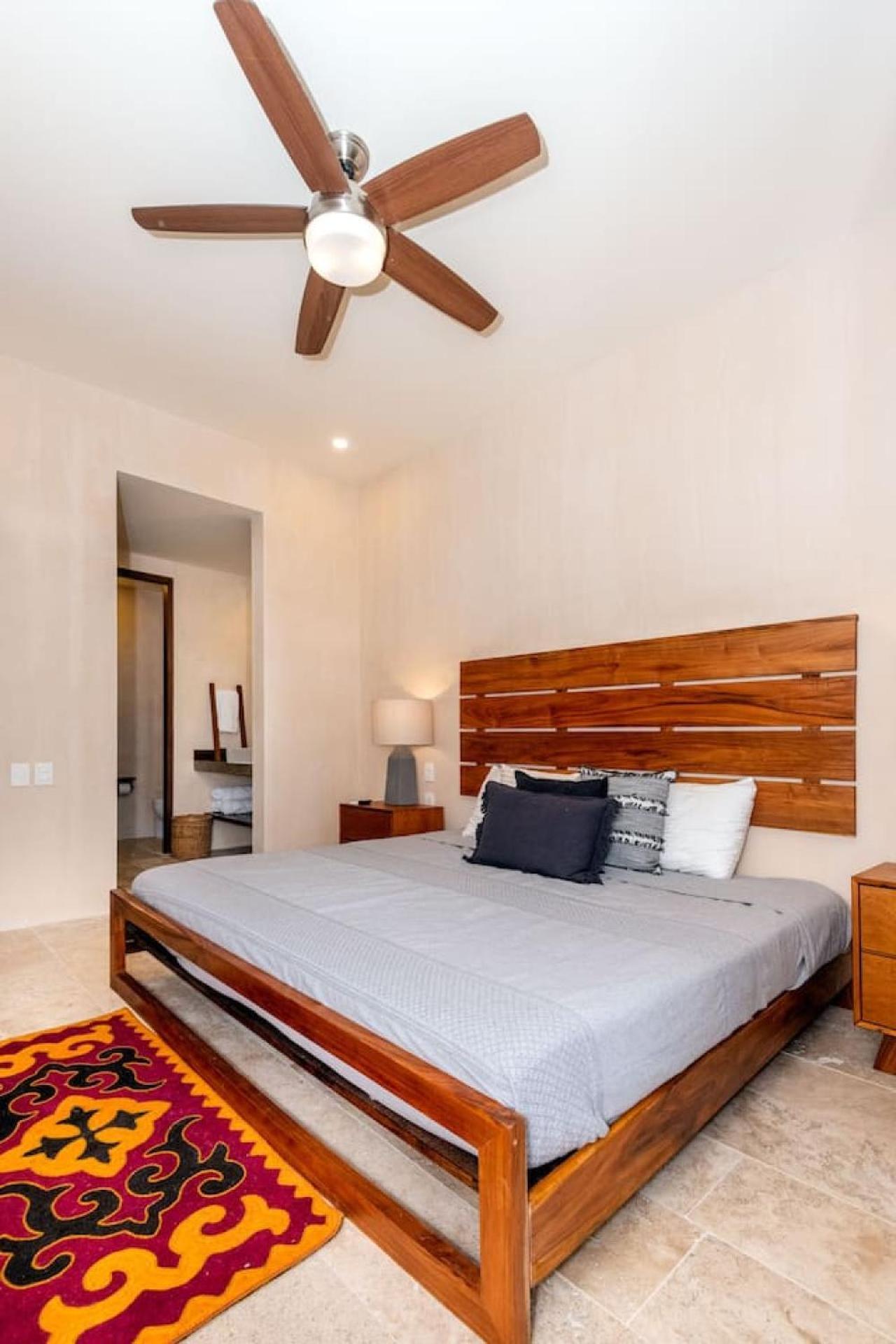 3bd Ph Pool Patio - Secure And Free Club Apartment